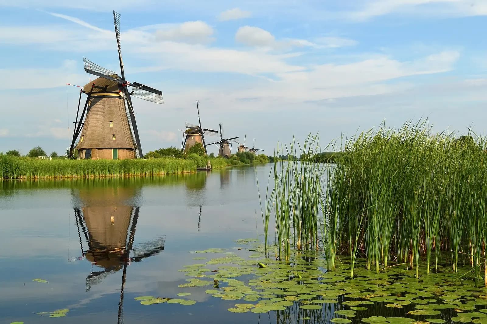 Kincir angin Kinderdijk, Belanda